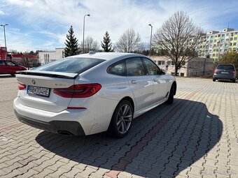 BMW rad 6 GT 640d xdrive 2021/2 - 5