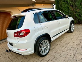 Vw Tiguan R-Line 2.0tsi 200PS 4x4+Panoráma+Navi+Top stav - 5