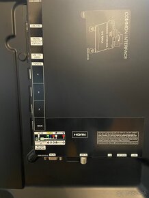 Samsung UE32D5000 - 5