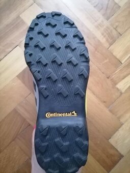 NOVE botasky Adidas Terrex s vybetateľnou vložkou - 5