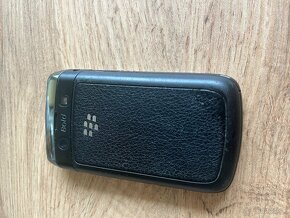 BlacBerry Bold - 5