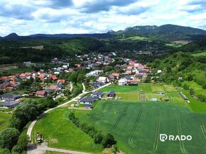 RADO | Exkluzívne 4-izbový bungalov na slnečnom pozemku v Tu - 5