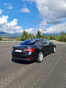 Skoda Superb Sedan RV 2020 DSG 1.6 TDI - 5