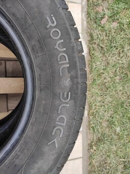 Pneu 235/70 R16 - 5