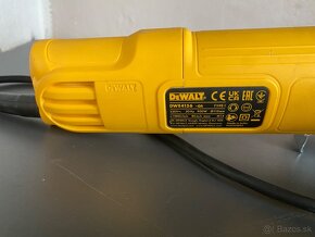 DeWALT DWE4156 - uhlová brúska 115mm 900W - 5