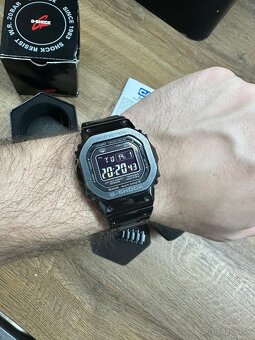 Casio G-Shock GMWB5000GD-1 (cierne full metaly) - 5