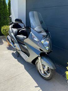 Honda Silver Wing 600 - 5