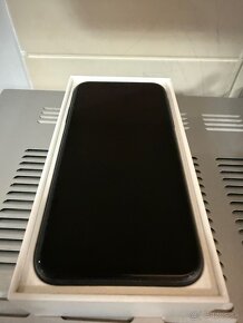 iPhone 11 64GB - 5