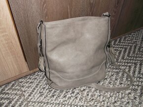 Sivá crossbody kabelka - 5