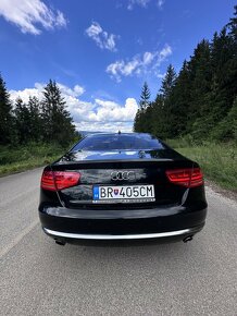 Audi A8 - 5