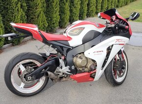 Honda CBR 1000 RR - 5