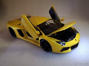 Lamborghini aventador Coupé , 1:24 - 5