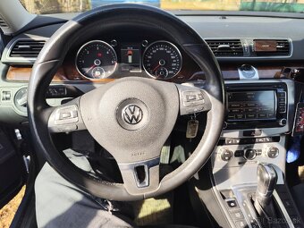 Volkswagen Passat - 5