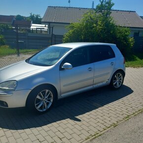 Golf 5 - 5