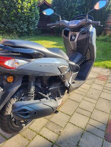 Yamaha NMAX 125 - 5