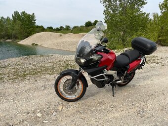 Aprilia ETV1000 Caponord - 5