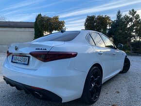 Alfa Romeo Giulia Veloce Q4 - 5