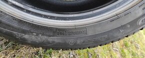 Predám sadu pneu DUNLOP SP 245/50 18R-RFT.Lacno. - 5