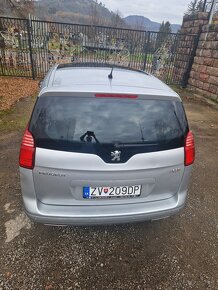 Peugeot 5008 2hdi 110kw r.v2013 sk auto 7miestny - 5