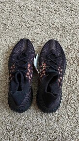 Adidas Yeezy 350 v2 CMPCT "Slate Carbon" - veľ. 46 - 5