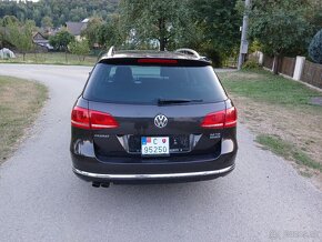 VW Passat B7 2.0TDi Highline 4x4 Panoráma - 5