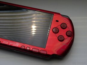 Playstation Portable 3000 Radiant Red - 5