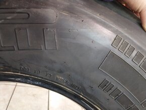 Nákladné pneumatiky 435/50R19,5 - 5