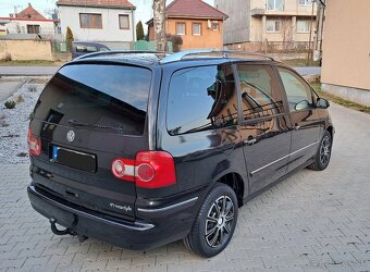 Volkswagen Sharan 2.0TDI 103kw M6 r.v.2008 - 5