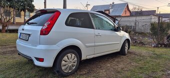 FORD Fiesta 2008 1,3 Benzín - 5