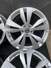 ✅ R18 ®️ Originál VW 5x112 ET50 ✅iD3 Golf Octavia atd - 5