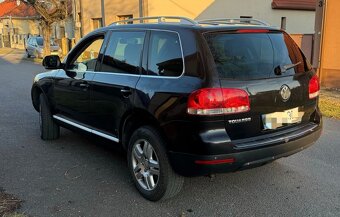 Ponúkam vw Touareg 3,0 Tdi  rok 2006 - 5