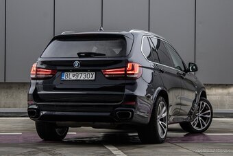 BMW X5 xDrive35i - INDIVIDUAL, B&O, 1. majiteľ, 129tis. km - 5