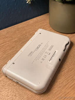 Nintendo New 3DS XL - 5