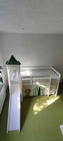 biela detská posteľ Kasper z masívneho dreva - 5