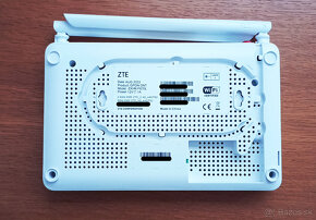 WiFi Modem+Router - WiFi až 1200Mb/s, 4x LAN, ZTE ZXHN F670L - 5