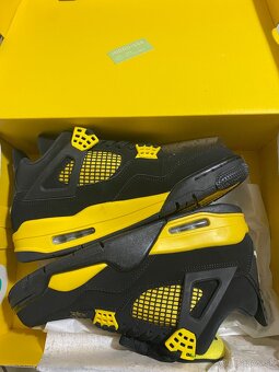 Jordan 4 Thunder nike 41 veľkosť nové - 5