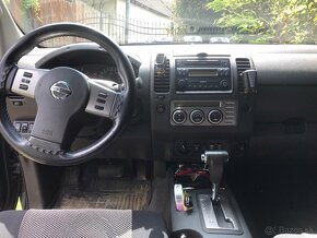 Nissan Navara 2.5 automat - 5