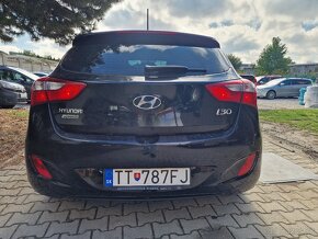 Hyundai i30 1.6i MPI DOHC Comfort 120k M6 (benzín) - 5