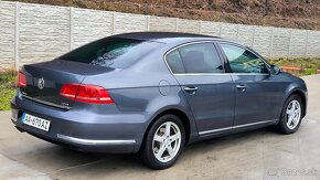 Volkswagen Passat B7 2.0 tdi Highline SK auto - 5