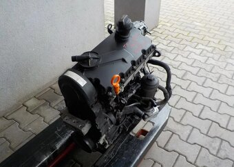 Motor VW T5 AXC 1.9 TDI - 5