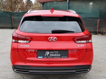 Hyundai i30, 1,6 CRDi Style LED, ACC, DPH - 5