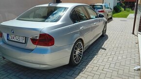 Bmw e90 120KW 2.0 diesel Automat (náhradné diely) - 5