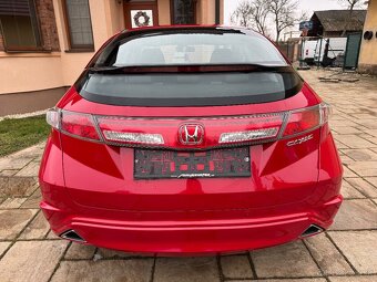 Honda Civic 1,4i - VTEC, benzin, rok 2011 - 5