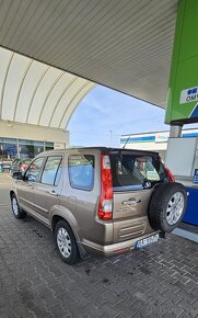 Predám Hondu CRV 2,2 103kW r.v. 2005 - 5