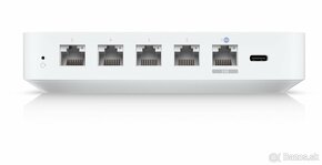 Ubiquiti UniFi Cloud Gateway Ultra - 5