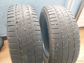 Dve zimné pneumatiky 215/60 R17 Maxis - 5