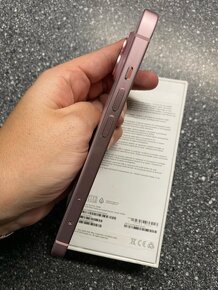 iPhone 15 pink - 5