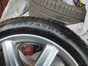 Pirelli Powergy 225/45 R17 94Y
+ Elektróny 
 - 5