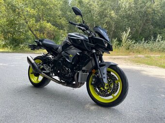 Yamaha MT10 - 5