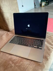 MacBook pro M1 ( malo používaný) - 5